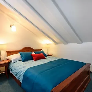 Guest house Meri Trogir